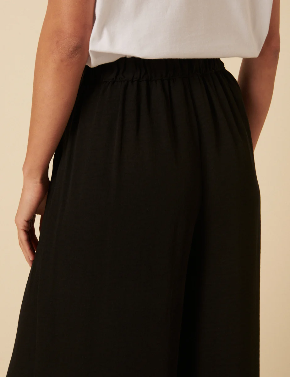 Black Wide Leg Zeena Trousers - Image 4