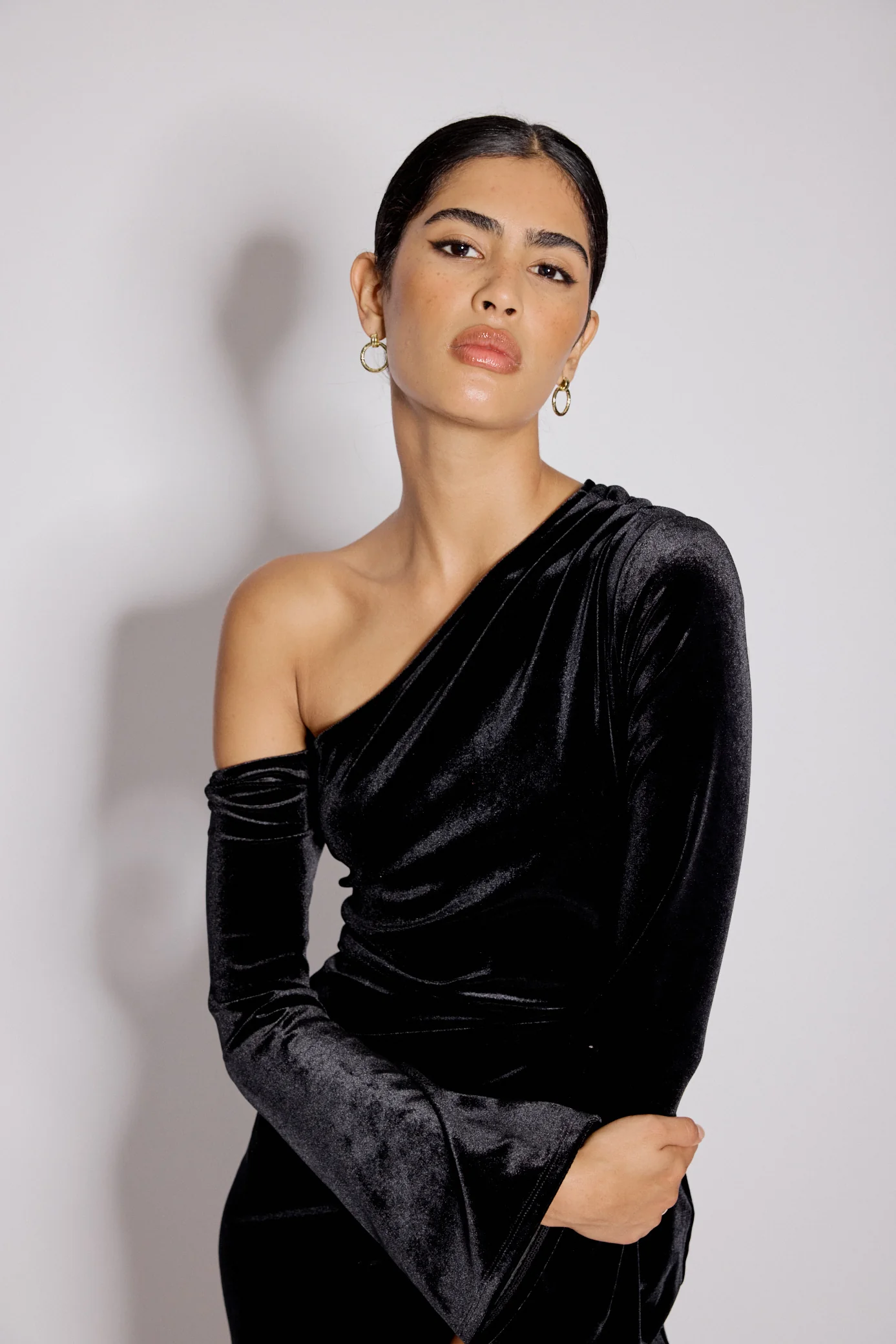 Black Velvet Asymmetric Virgo Midi Dress - Image 2