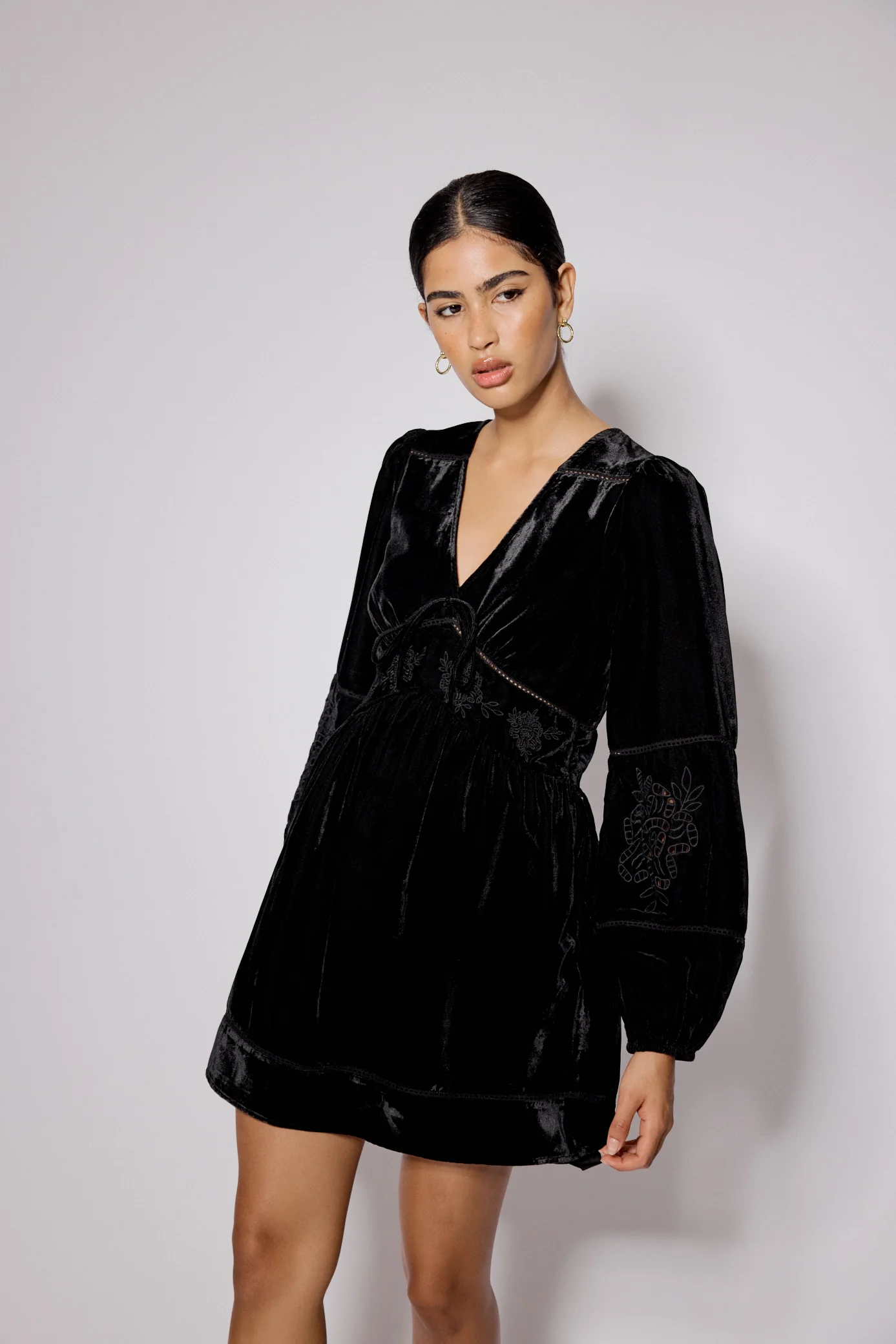 Black Velvet Balloon Sleeve Aquarius Mini Dress - Image 3