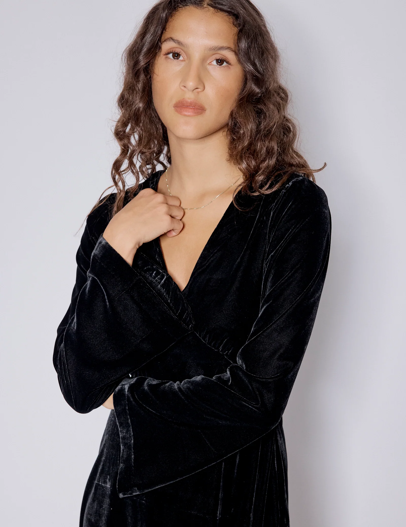 Black Velvet Long Sleeve Josie Midi Dress - Image 2