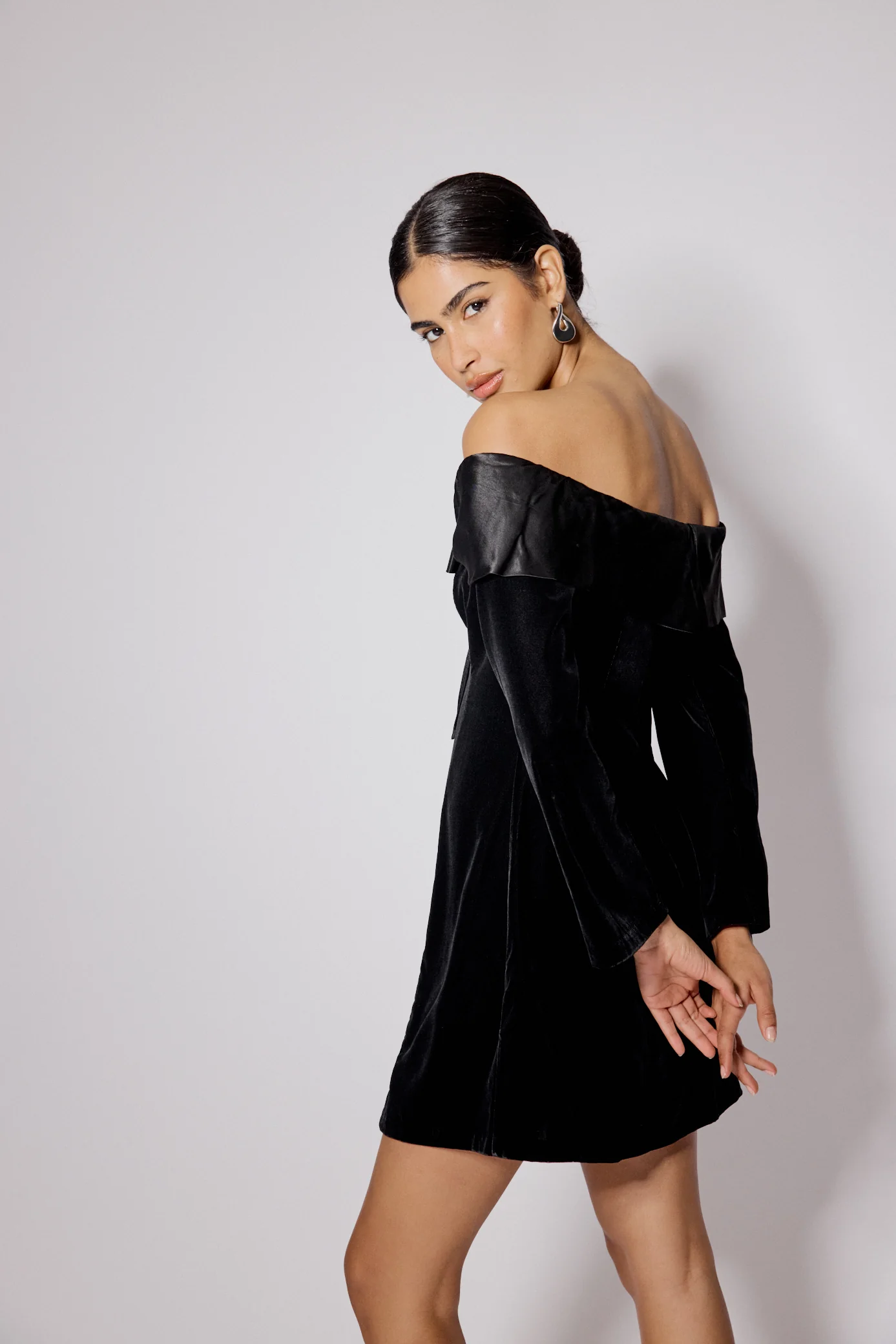 Black Velvet Off Shoulder Bow Capricorn Mini Dress - Image 5