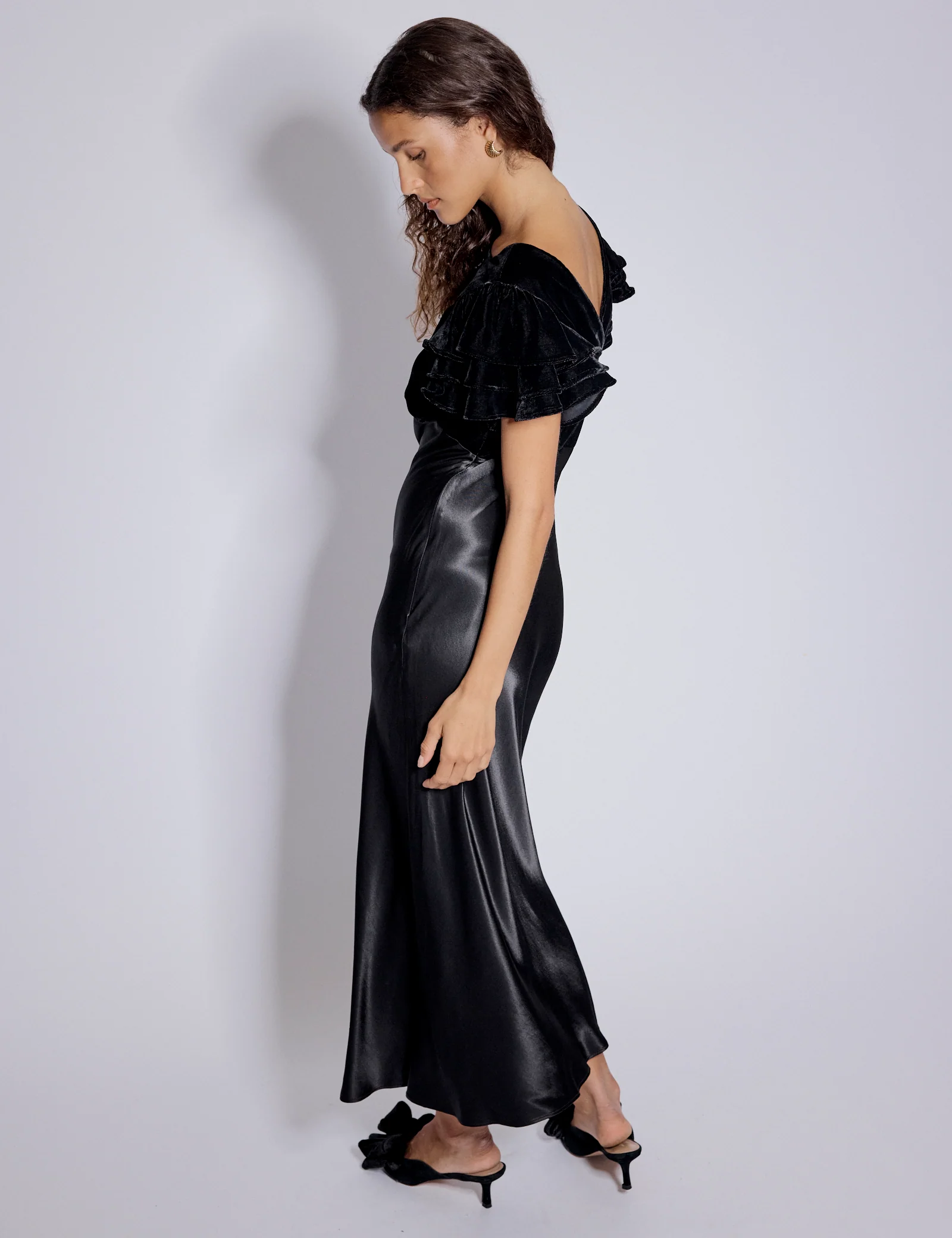 Black Velvet & Satin Mix Lola Midi Dress - Image 3