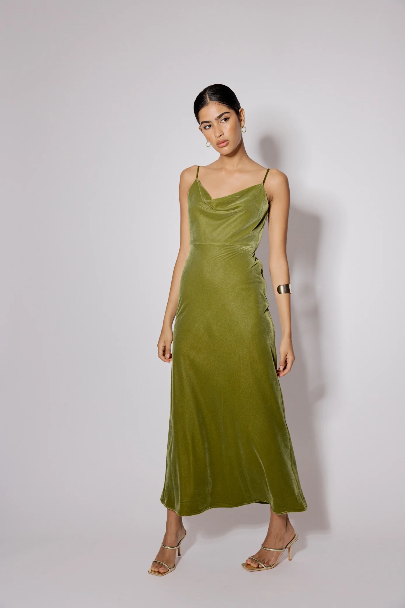 Green Velvet Trixie Midi Dress - Image 2